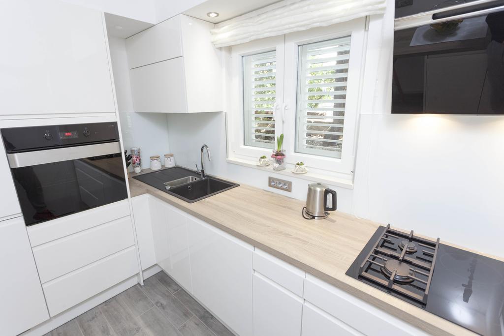 Apartmani Marina Makarska Exteriör bild