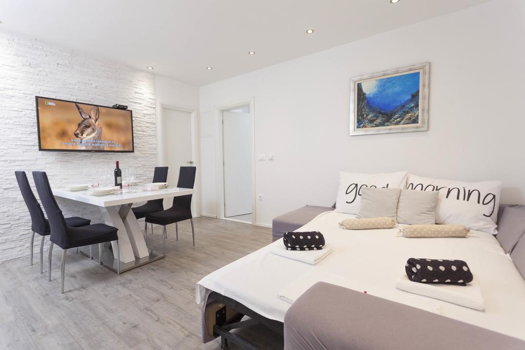 Apartmani Marina Makarska Exteriör bild