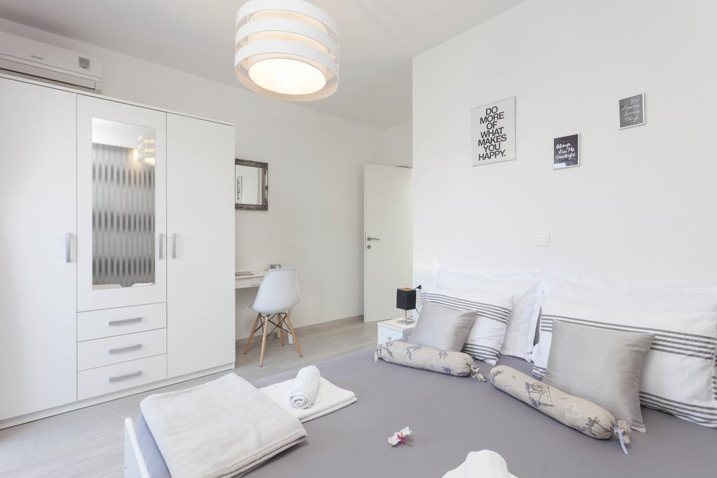 Apartmani Marina Makarska Exteriör bild